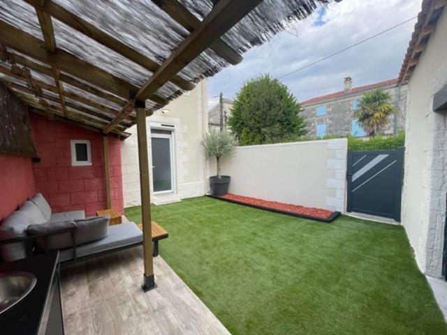 - Le Nuage - Unique, Espace Spa Privatif Et Jardin Avec Plancha Et Salon Privatif, Stationnement Public Gratuit ニオール エクステリア 写真